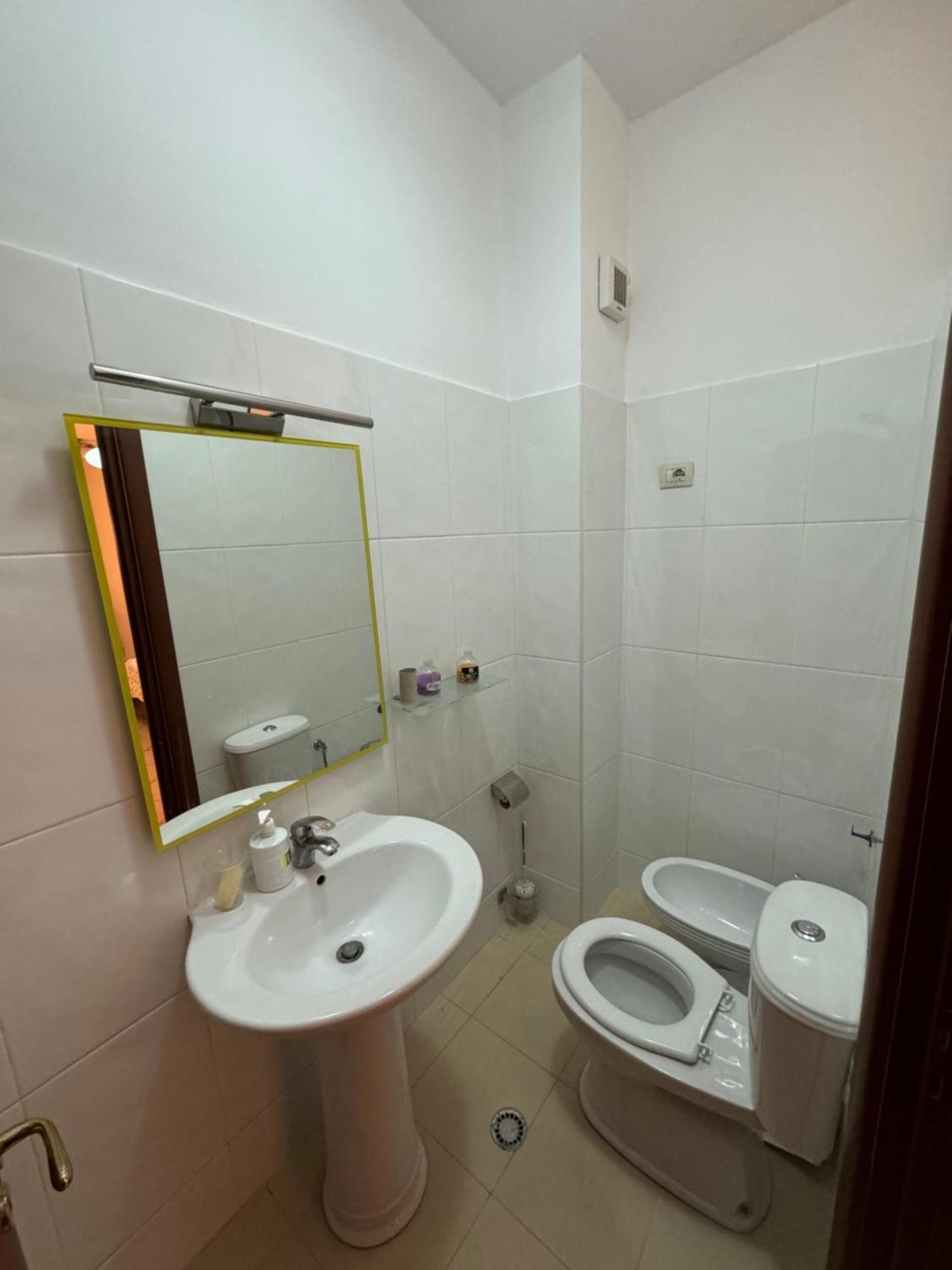 3 Bedrooms Apartment Shkodër Extérieur photo
